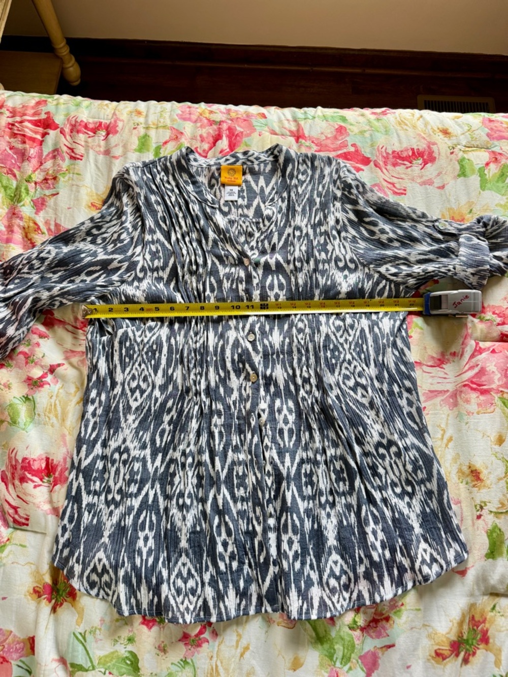 Ruby Rd. Ikat Button-Front Tunic in Gray and White - Picture 8 of 13